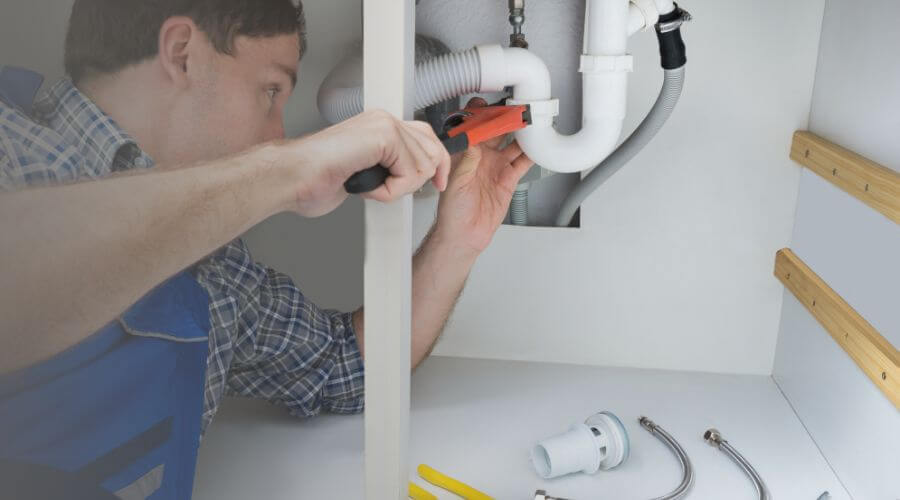 Local water heater installation in De Kalb, TX